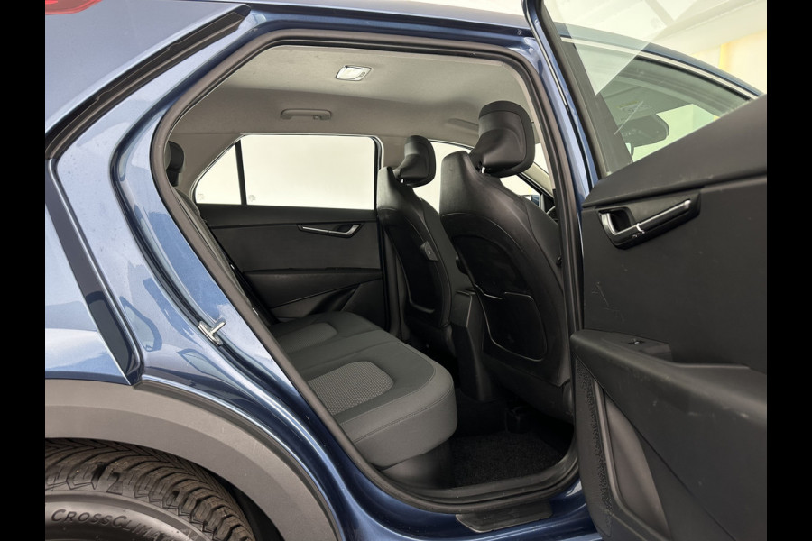 Kia Niro 1.6 GDi Hybrid ComfortLine (INCL.BTW) Aut. *ADAPTIVE-CRUISE | DIGI-COCKPIT | CARPLAY | CAMERA | COMFORTSEATS | DAB | ECC | PDC | CRUISE | 16''ALU | TOWBAR*