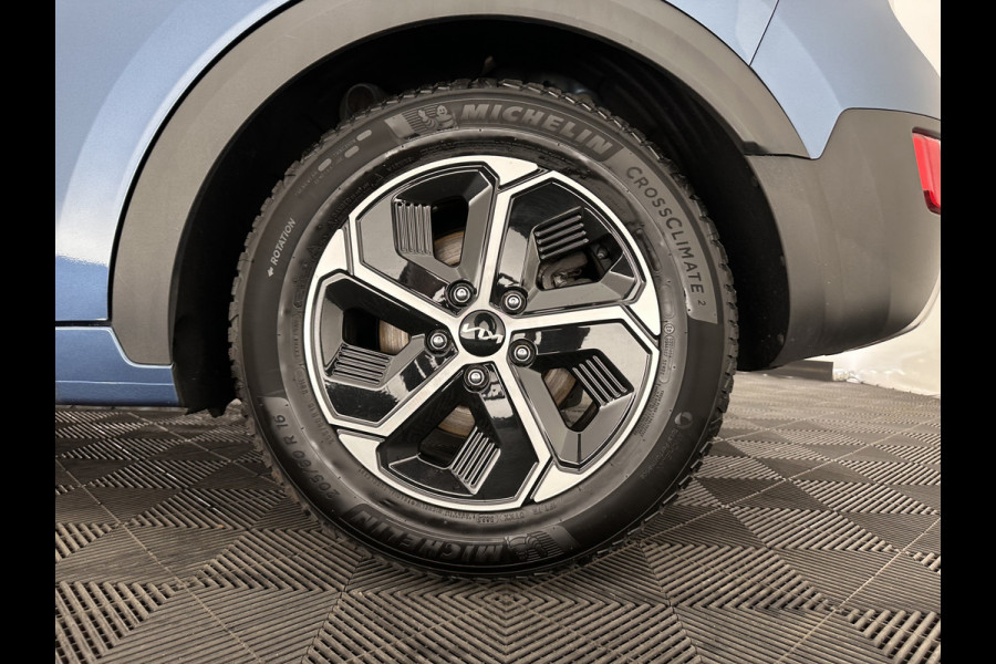 Kia Niro 1.6 GDi Hybrid ComfortLine (INCL.BTW) Aut. *ADAPTIVE-CRUISE | DIGI-COCKPIT | CARPLAY | CAMERA | COMFORTSEATS | DAB | ECC | PDC | CRUISE | 16''ALU | TOWBAR*
