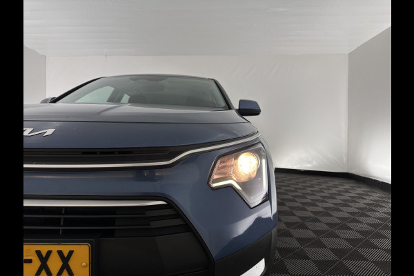 Kia Niro 1.6 GDi Hybrid ComfortLine (INCL.BTW) Aut. *ADAPTIVE-CRUISE | DIGI-COCKPIT | CARPLAY | CAMERA | COMFORTSEATS | DAB | ECC | PDC | CRUISE | 16''ALU | TOWBAR*