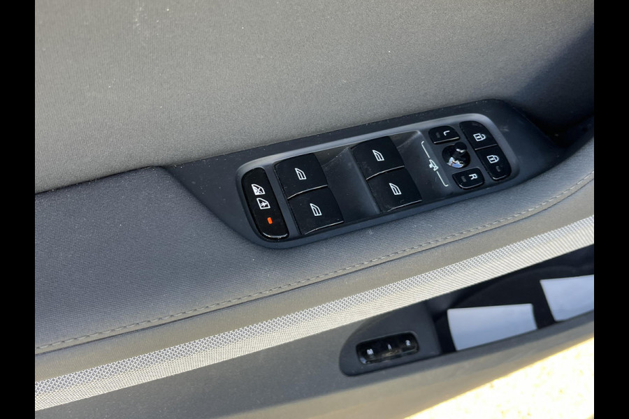 Polestar 2 Long Range Single Motor 78 kWh | ELEK. STOEL MET MEMORY| DODE HOEK SENSOR| STOELVERWARMING| ELEK. ACHTERKLEP| 360 CAMERA| ADAPTIVE CRUISE CONTROL