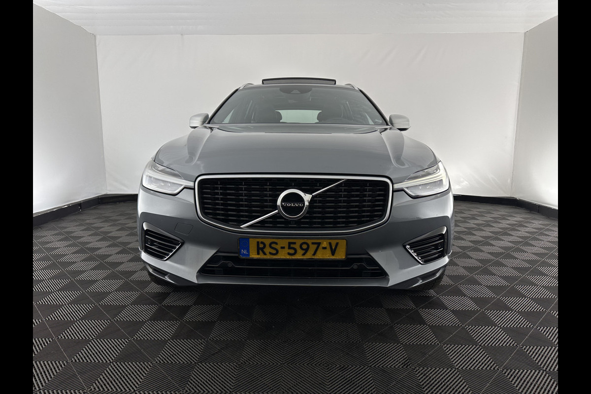 Volvo XC60 2.0 T8 Twin Engine AWD R-Design (INCL.BTW) *PANO | LEATHER-MICROFIBRE | FULL-LED | KEYLESS | AIR-SUSPENSION | HEATED-SPORTSEATS | DIGI-COCKPIT | CAMERA | NAVI-FULLMAP | ECC | PDC | CRUISE | 21''ALU | TOWBAR*
