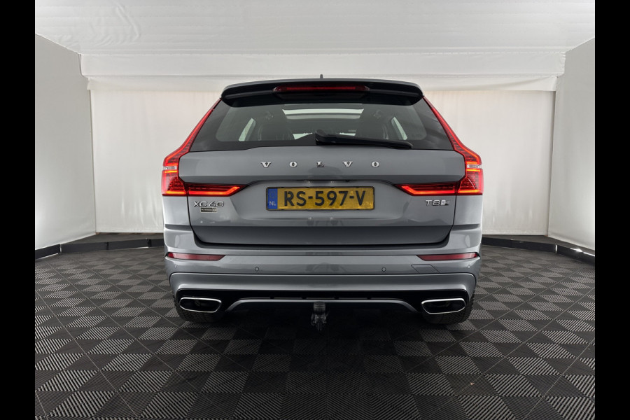 Volvo XC60 2.0 T8 Twin Engine AWD R-Design (INCL.BTW) *PANO | LEATHER-MICROFIBRE | FULL-LED | KEYLESS | AIR-SUSPENSION | HEATED-SPORTSEATS | DIGI-COCKPIT | CAMERA | NAVI-FULLMAP | ECC | PDC | CRUISE | 21''ALU | TOWBAR*