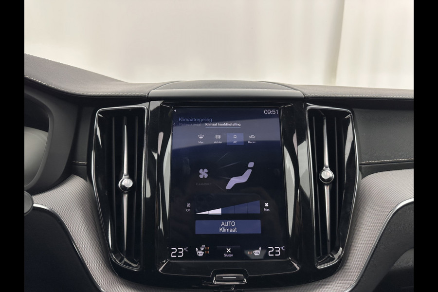 Volvo XC60 2.0 T8 Twin Engine AWD R-Design (INCL.BTW) *PANO | LEATHER-MICROFIBRE | FULL-LED | KEYLESS | AIR-SUSPENSION | HEATED-SPORTSEATS | DIGI-COCKPIT | CAMERA | NAVI-FULLMAP | ECC | PDC | CRUISE | 21''ALU | TOWBAR*