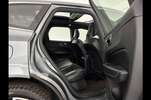 Volvo XC60 2.0 T8 Twin Engine AWD R-Design (INCL.BTW) *PANO | LEATHER-MICROFIBRE | FULL-LED | KEYLESS | AIR-SUSPENSION | HEATED-SPORTSEATS | DIGI-COCKPIT | CAMERA | NAVI-FULLMAP | ECC | PDC | CRUISE | 21''ALU | TOWBAR*