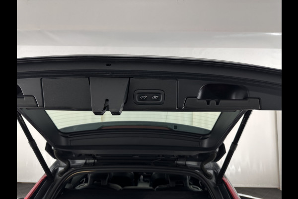 Volvo XC60 2.0 T8 Twin Engine AWD R-Design (INCL.BTW) *PANO | LEATHER-MICROFIBRE | FULL-LED | KEYLESS | AIR-SUSPENSION | HEATED-SPORTSEATS | DIGI-COCKPIT | CAMERA | NAVI-FULLMAP | ECC | PDC | CRUISE | 21''ALU | TOWBAR*