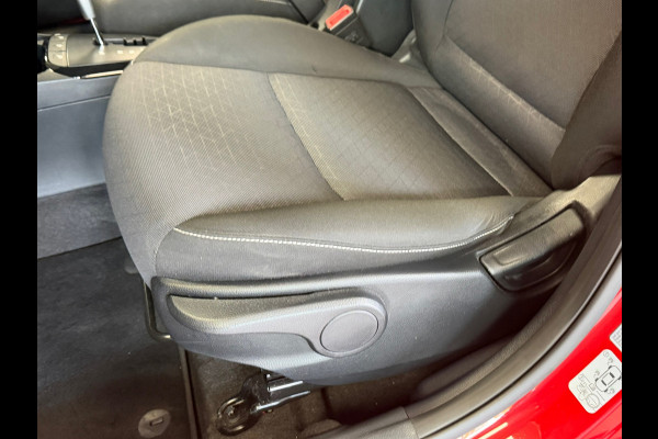 Kia Picanto 1.2 CVVT DynamicPlusLine AUT. CAMERA PARKEERSENSOREN ACHTER CRUISE CONTROL AIRCO STUURVERWARMING STOELVERWARMING NAVI