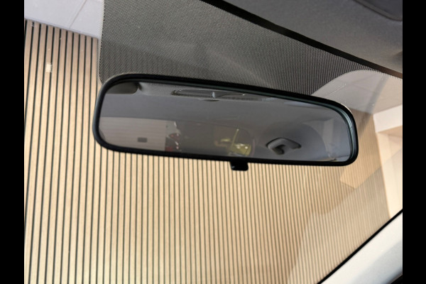 Kia Picanto 1.2 CVVT DynamicPlusLine AUT. CAMERA PARKEERSENSOREN ACHTER CRUISE CONTROL AIRCO STUURVERWARMING STOELVERWARMING NAVI