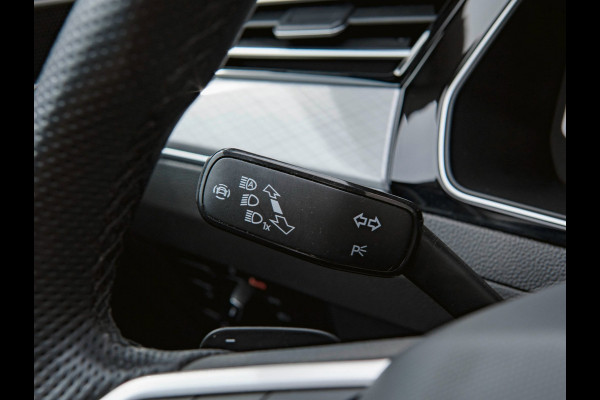 Volkswagen Passat Variant 1.4 TSI PHEV GTE Business Pano|Trekhaak|Camera|ACC|Stoelverwarming|Ergocomfort|Massage