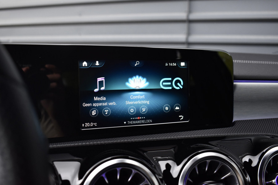 Mercedes-Benz A-Klasse 250 e AMG Line | Sfeerverlichting | Stoelverwarming | 18'' Wielen | CarPlay | Navigatie |