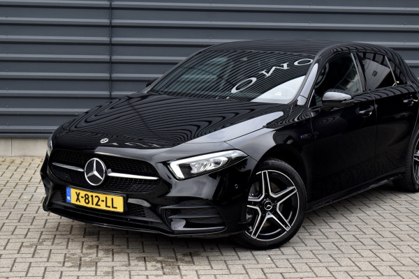Mercedes-Benz A-Klasse 250 e AMG Line | Sfeerverlichting | Stoelverwarming | 18'' Wielen | CarPlay | Navigatie |