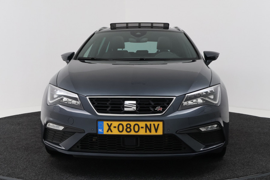 Seat Leon ST 1.5 TSI FR Business Intense (PANORAMADAK, CAMERA, STOELVERWARMING, CARPLAY, CRUISE CONTROL ADAPTIEF, SENSOREN)