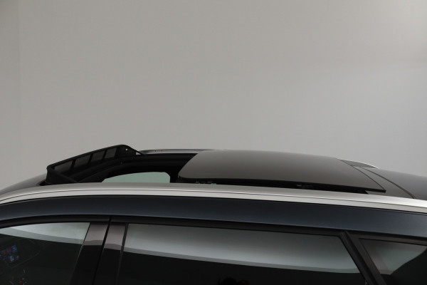 Seat Leon ST 1.5 TSI FR Business Intense (PANORAMADAK, CAMERA, STOELVERWARMING, CARPLAY, CRUISE CONTROL ADAPTIEF, SENSOREN)