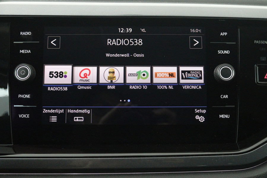 Volkswagen Polo 1.0 TSI Highline (PARKEERSENSOREN, CRUISE CONTROL ADAPTIEF, CARPLAY)