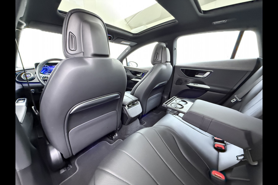 Mercedes-Benz EQE 300 Business Edition 98kWh Pano.schuifdak Warmtepomp Leder Camera Stoelverwarming Apple Carplay Android Auto Navi Ecc Pdc Elek.Stoelen Lmv 19" Led DAB Rijstrooksensor Accugarantie tot 28-3-2034/250.000km 1e Eigenaar Origineel Nederlandse Auto