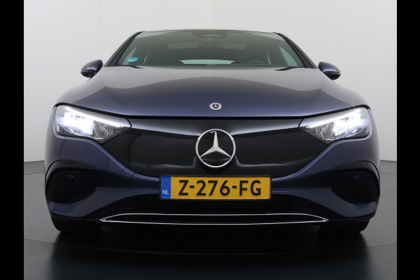 Mercedes-Benz EQE 300 Business Edition 98kWh Pano.schuifdak Warmtepomp Leder Camera Stoelverwarming Apple Carplay Android Auto Navi Ecc Pdc Elek.Stoelen Lmv 19" Led DAB Rijstrooksensor Accugarantie tot 28-3-2034/250.000km 1e Eigenaar Origineel Nederlandse Auto