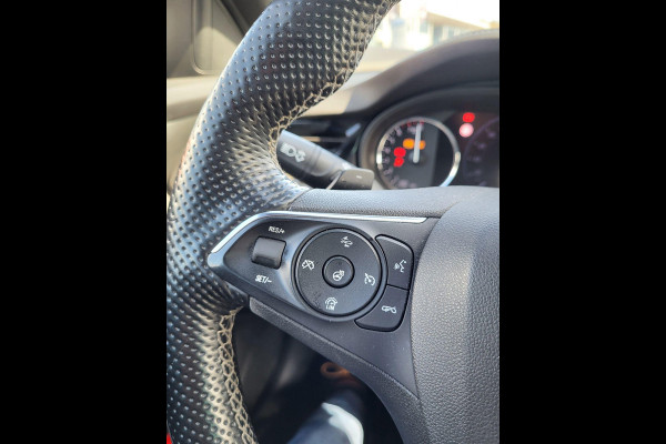 Opel Insignia Sports Tourer 1.6 Turbo 200 PK Innovation Automaat | Trekhaak | Leren bekleding | 18 INCH Lichtmetalen Velgen | Camera | Navigatie