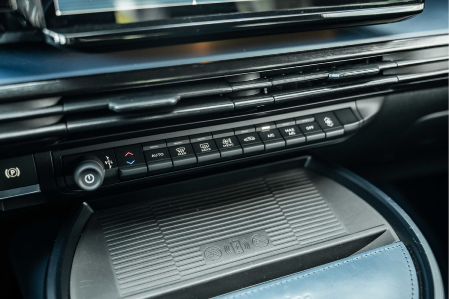 Lancia Ypsilon Edizione Cassina Limitata 51 kWh