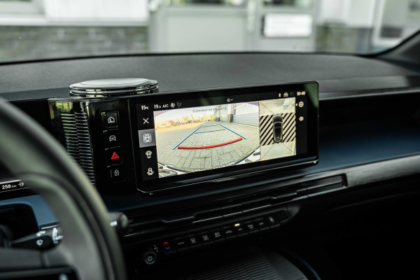 Lancia Ypsilon Edizione Cassina Limitata 51 kWh