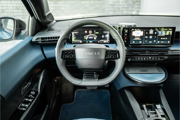 Lancia Ypsilon Edizione Cassina Limitata 51 kWh