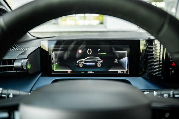 Lancia Ypsilon Edizione Cassina Limitata 51 kWh