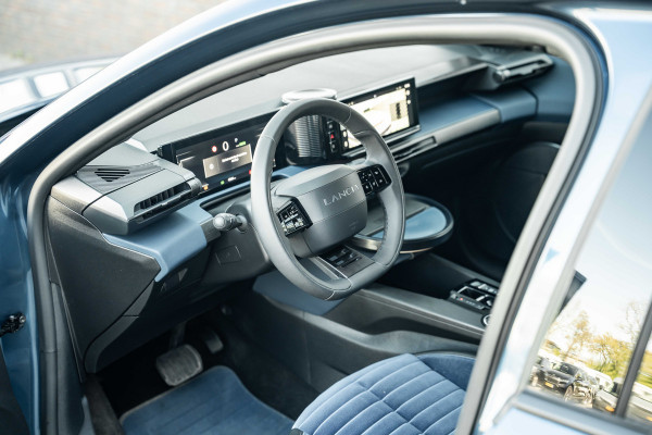 Lancia Ypsilon Edizione Cassina Limitata 51 kWh