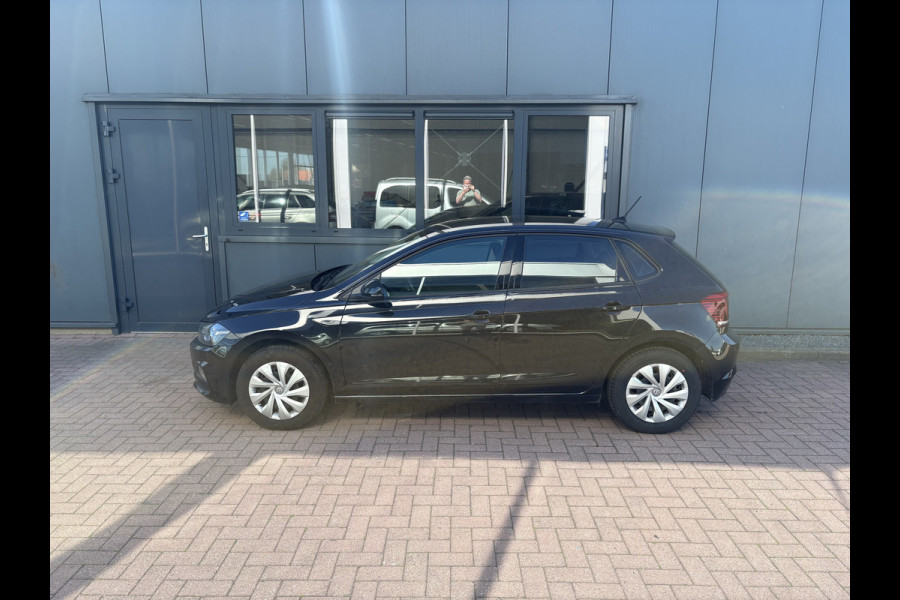 Volkswagen Polo 1.0 TSi 95pk Comfortline Executive 5-drs. NAVI/CARPLAY/DAB/ADAPT.CRUISE/PDC/AFN.TREKHAAK/1E EIGENAAR!
