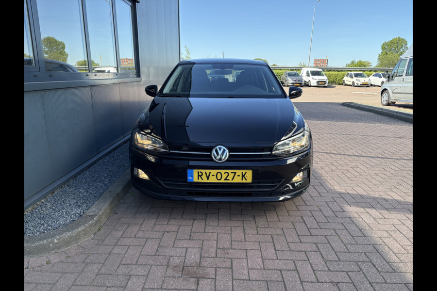 Volkswagen Polo 1.0 TSi 95pk Comfortline Executive 5-drs. NAVI/CARPLAY/DAB/ADAPT.CRUISE/PDC/AFN.TREKHAAK/1E EIGENAAR!