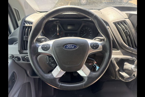 Ford Transit 2.0 TDCI 130PK L2H2 Airco Cruise Control Parkeersensoren Stoelverwarming Zwaailampen Kastwand Inbouw