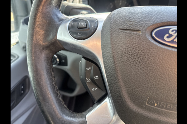 Ford Transit 2.0 TDCI 130PK L2H2 Airco Cruise Control Parkeersensoren Stoelverwarming Zwaailampen Kastwand Inbouw