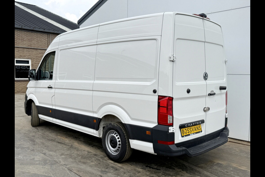 Volkswagen Crafter 2.0 TDI 140PK Nieuw Model! L3H3 Virtual Cockpit Climate Control Camera Parkeersensoren voor achter