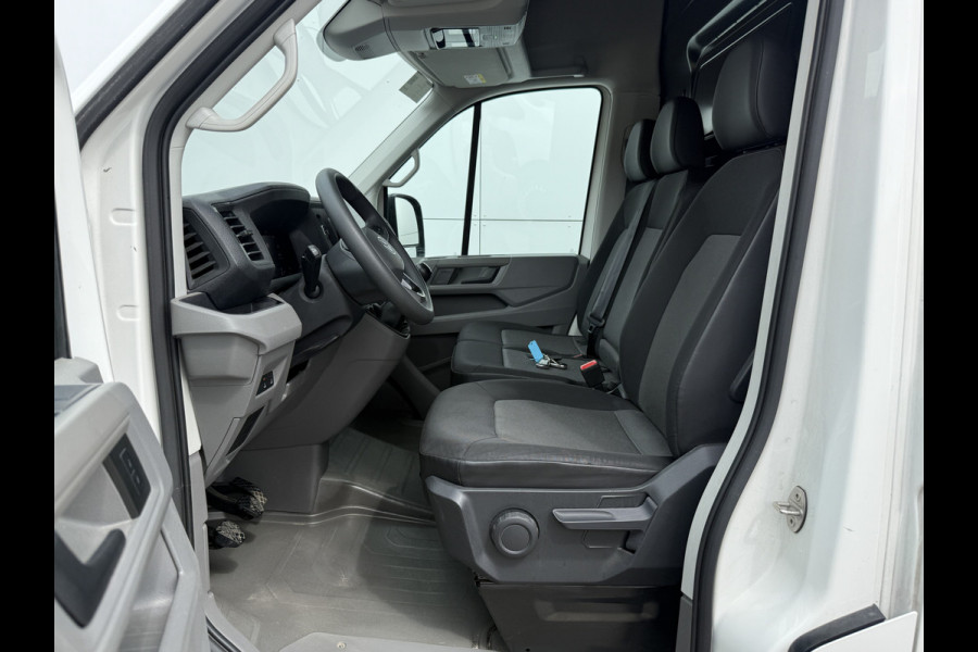 Volkswagen Crafter 2.0 TDI 140PK Nieuw Model! L3H3 Virtual Cockpit Climate Control Camera Parkeersensoren voor achter