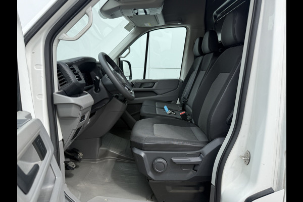 Volkswagen Crafter 2.0 TDI 140PK Nieuw Model! L3H3 Virtual Cockpit Climate Control Camera Parkeersensoren voor achter