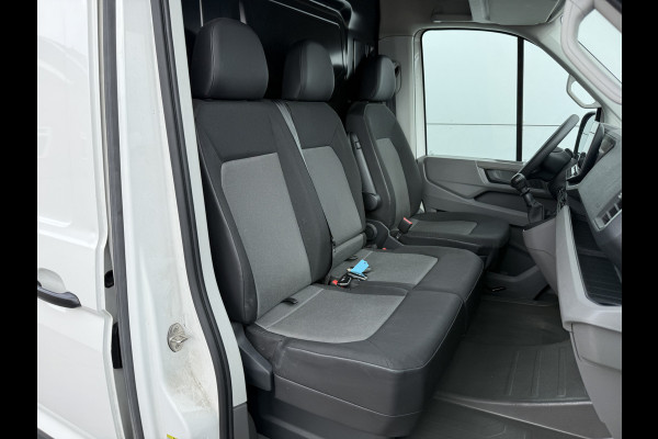 Volkswagen Crafter 2.0 TDI 140PK Nieuw Model! L3H3 Virtual Cockpit Climate Control Camera Parkeersensoren voor achter
