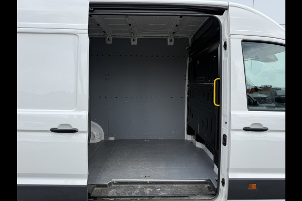 Volkswagen Crafter 2.0 TDI 140PK Nieuw Model! L3H3 Virtual Cockpit Climate Control Camera Parkeersensoren voor achter