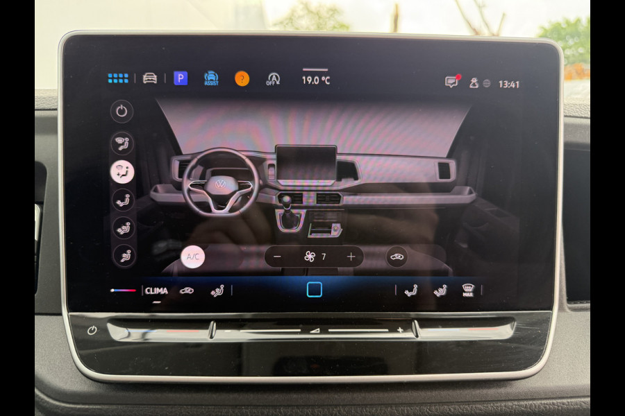 Volkswagen Crafter 2.0 TDI 140PK Nieuw Model! L3H3 Virtual Cockpit Climate Control Camera Parkeersensoren voor achter