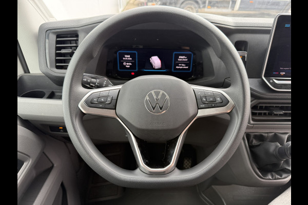 Volkswagen Crafter 2.0 TDI 140PK Nieuw Model! L3H3 Virtual Cockpit Climate Control Camera Parkeersensoren voor achter