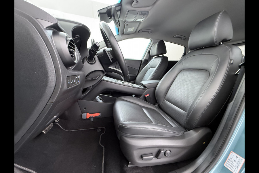 Hyundai Kona EV 64kWh 204pk Premium Warmtepomp Leer Head-Up Display Apple Carplay Android Navi Camera Elektr.Stoelen+Verwarmd+Ventilatie Adap Verwarmd Stuur Pdc Subwoofer Bluetooth Dodehoek detector Privacy Glas Rijstrooksensor Origineel Nederlandse EV