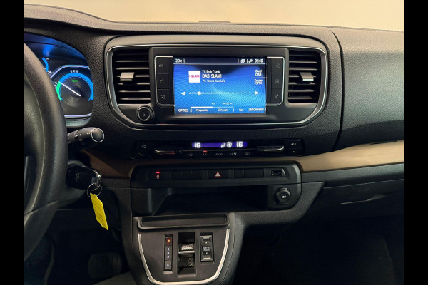 Toyota PROACE Electric Verso Luxury L2 8persoons PERSONENBUS Navigatie Apple Carplay Android Auto Climate Control Lichtmetalen velgen Cruise Control