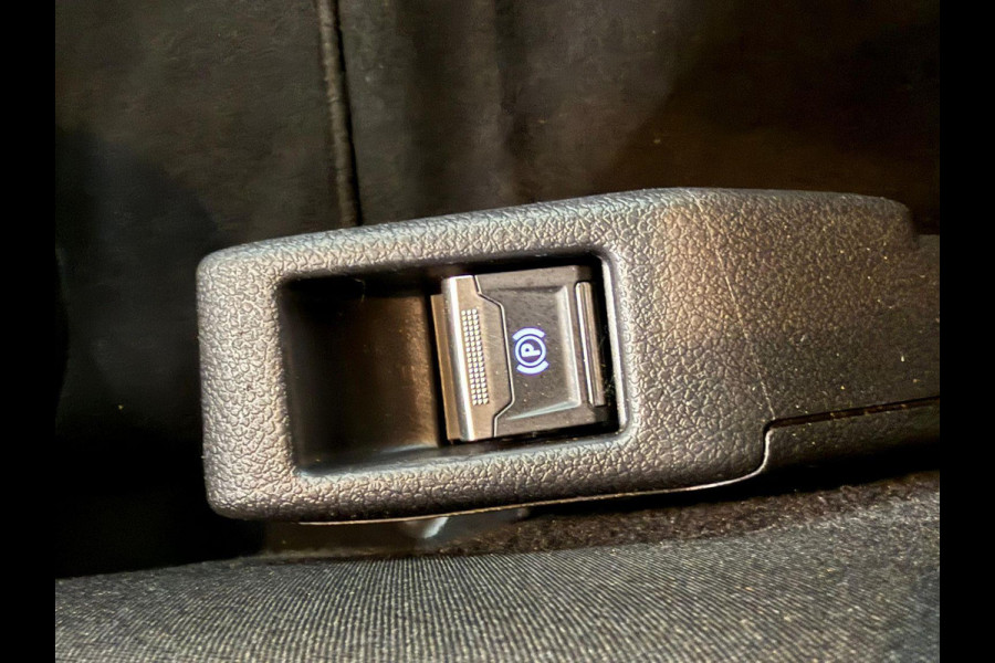 Toyota PROACE Electric Verso Luxury L2 8persoons PERSONENBUS Navigatie Apple Carplay Android Auto Climate Control Lichtmetalen velgen Cruise Control