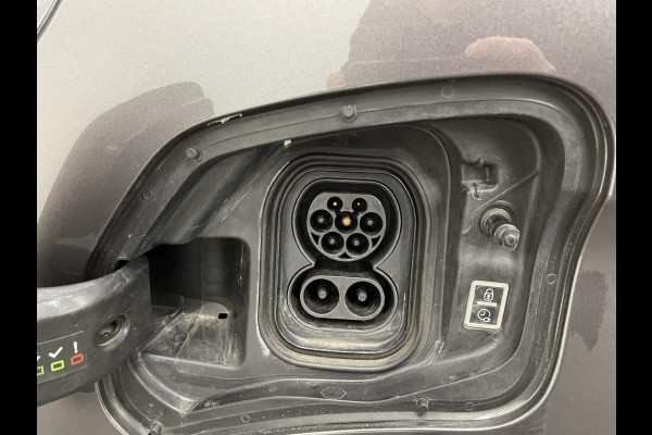 Toyota PROACE Electric Verso Luxury L2 8persoons PERSONENBUS Navigatie Apple Carplay Android Auto Climate Control Lichtmetalen velgen Cruise Control