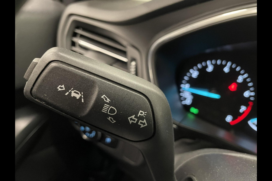 Ford FOCUS Wagon 1.0 EcoBoost 155pk Aut. Hybrid Titanium X Airco ECC Trekhaak Navi Carplay PDC VA+Camera Full LED Comfortstoelen Stoel/stuurwielverwarming