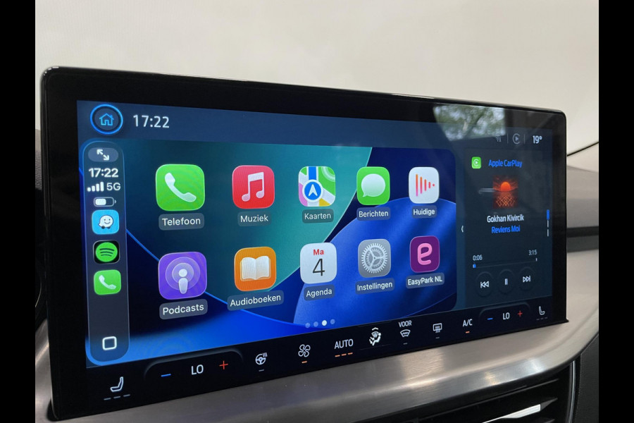 Ford FOCUS Wagon 1.0 EcoBoost 155pk Aut. Hybrid Titanium X Airco ECC Trekhaak Navi Carplay PDC VA+Camera Full LED Comfortstoelen Stoel/stuurwielverwarming