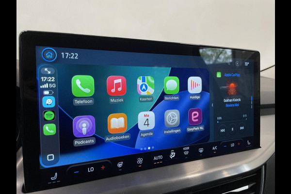 Ford FOCUS Wagon 1.0 EcoBoost 155pk Aut. Hybrid Titanium X Airco ECC Trekhaak Navi Carplay PDC VA+Camera Full LED Comfortstoelen Stoel/stuurwielverwarming