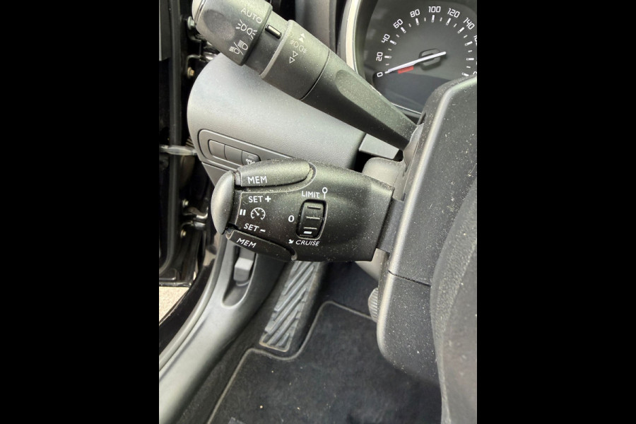 Citroën C3 Aircross 1.2 S&S Shine /Panodak /Nieuwe riem
