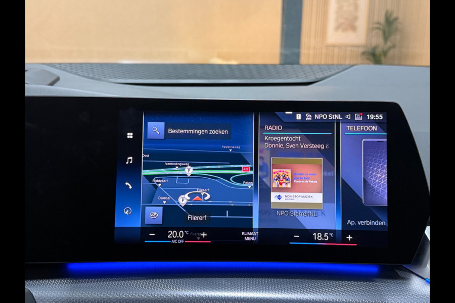 BMW 2 Serie Active Tourer 225e xDrive 245pk | Plug-in 4x4 | 360° | Trekhaak | Leder