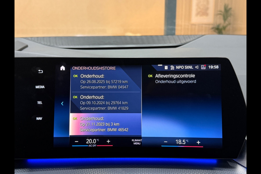 BMW 2 Serie Active Tourer 225e xDrive 245pk | Plug-in 4x4 | 360° | Trekhaak | Leder