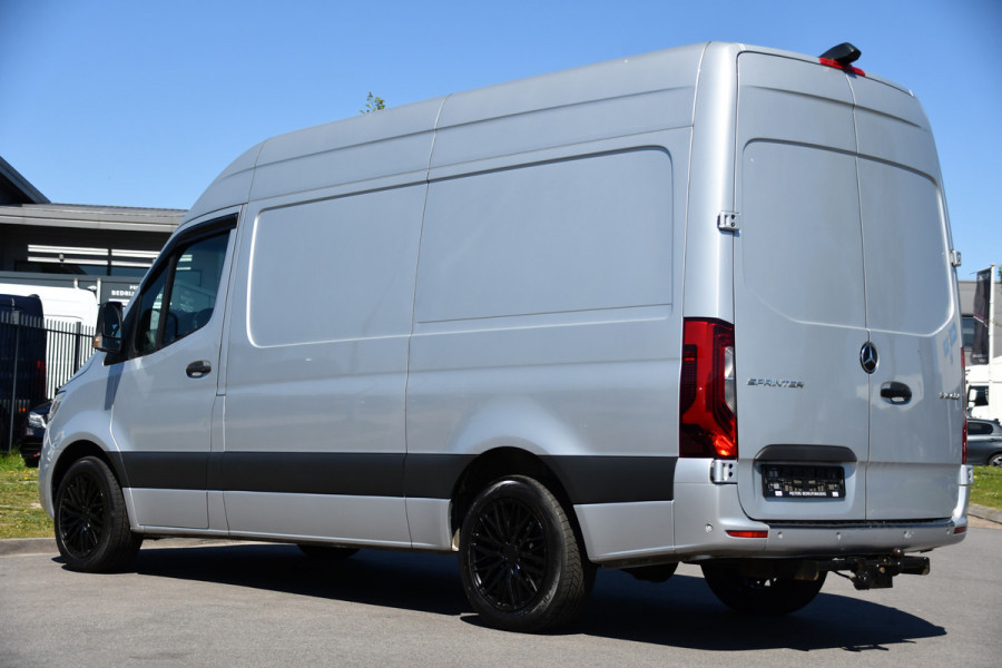 Mercedes-Benz Sprinter 316 2.2 CDI L2H2 PB Edition Camera, Cruise, Carplay, 164pk, LED, Stoelverwarming, Automaat, Multimedia, Sensoren, Uniek!