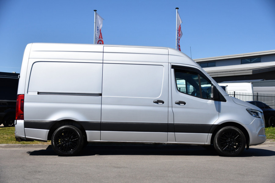 Mercedes-Benz Sprinter 316 2.2 CDI L2H2 PB Edition Camera, Cruise, Carplay, 164pk, LED, Stoelverwarming, Automaat, Multimedia, Sensoren, Uniek!
