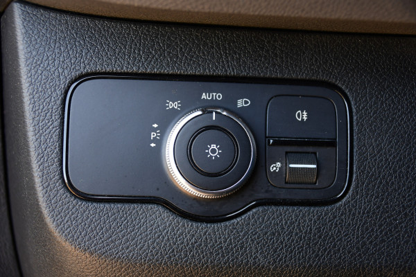 Mercedes-Benz Sprinter 316 2.2 CDI L2H2 PB Edition Camera, Cruise, Carplay, 164pk, LED, Stoelverwarming, Automaat, Multimedia, Sensoren, Uniek!