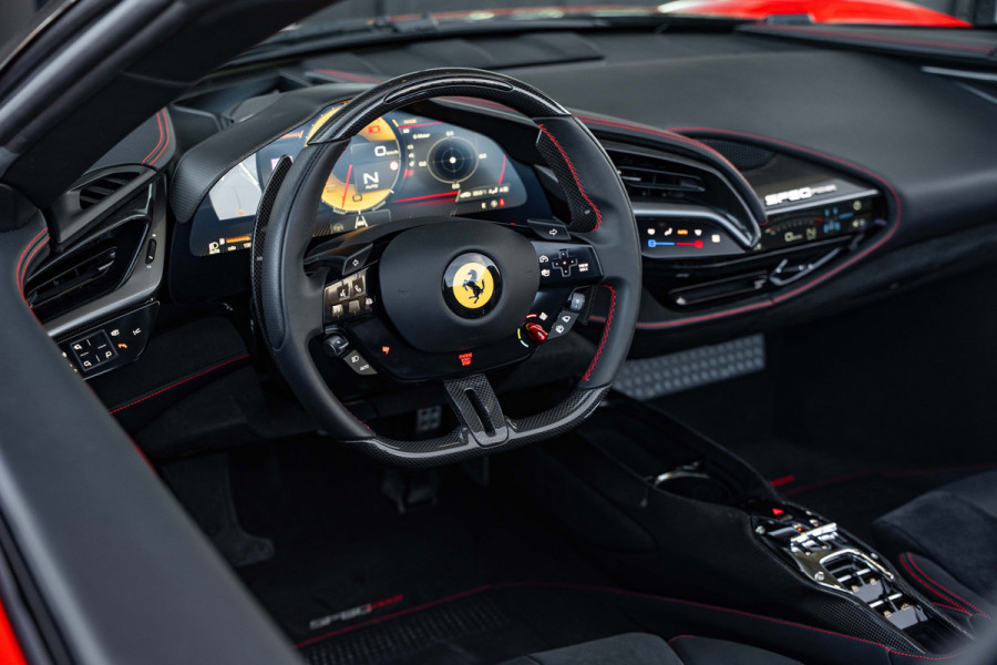Ferrari SF90 Spider 4.0 V8 - Origineel NL | Rosso Corsa | Lift | JBL